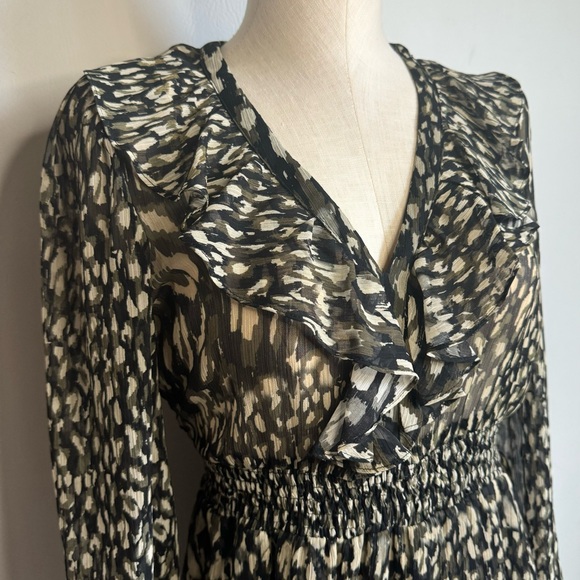 Zara tiger print long sleeve ruffle top Medium NWOT - Picture 2 of 5